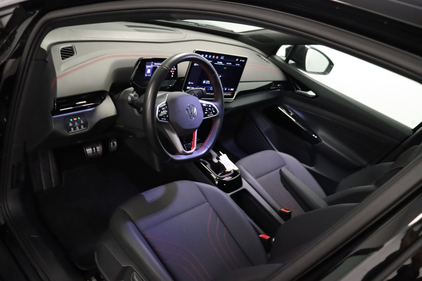 Fahrzeug autohaus mense Fahrzeugabbildung Volkswagen ID.4 GTX 4Motion IQ.Light|Matrix|CarPlay|AHK|LM