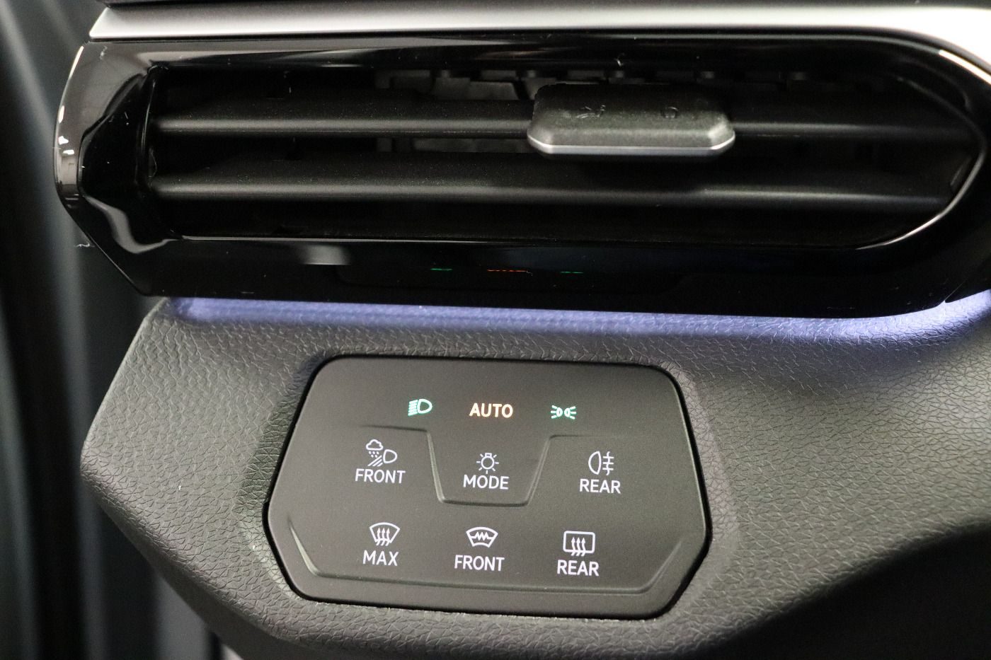 Fahrzeugabbildung Volkswagen ID.4 Pro 4Motion IQ.Light|Matrix|CarPlay|AHK|LM
