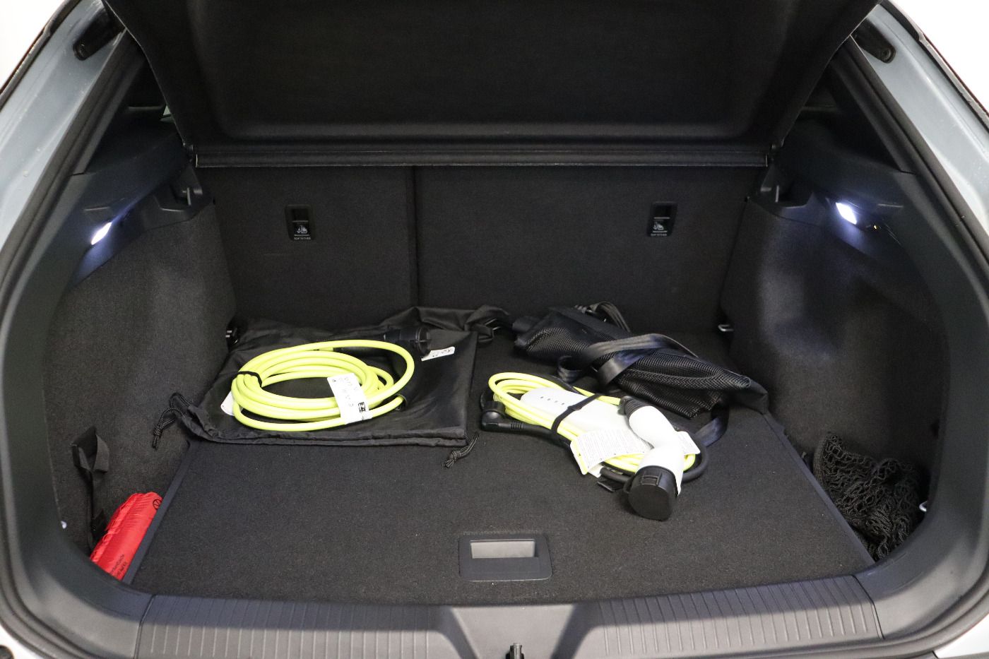 Fahrzeugabbildung Volkswagen ID.4 Pro 4Motion IQ.Light|Matrix|CarPlay|AHK|LM