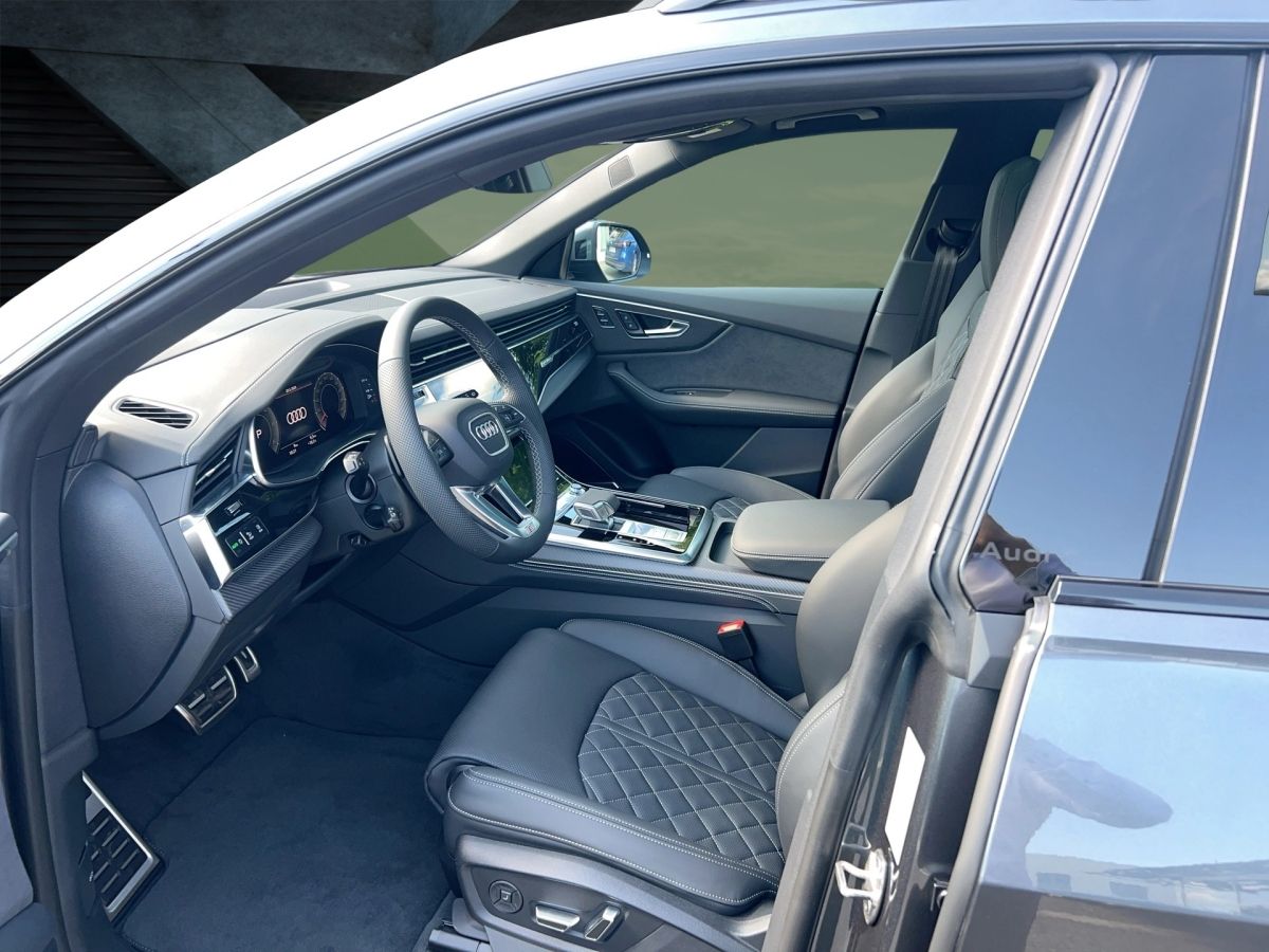 Fahrzeugabbildung Audi Q8 SUV 50TDI |Luft|Pano|AHK|