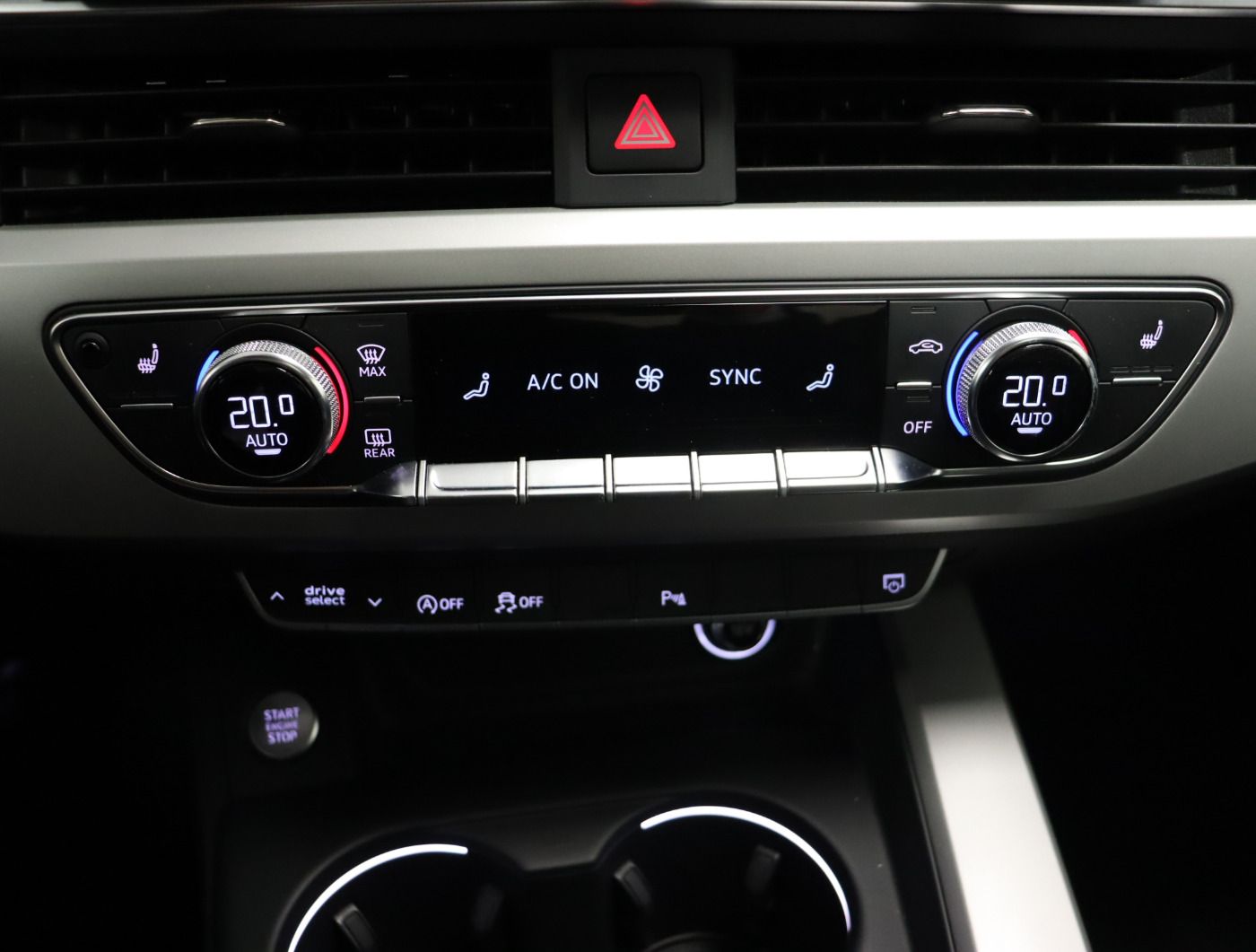 Fahrzeugabbildung Audi A4 45 TDI quattro tiptronic advanced |FLA|ACC|SD