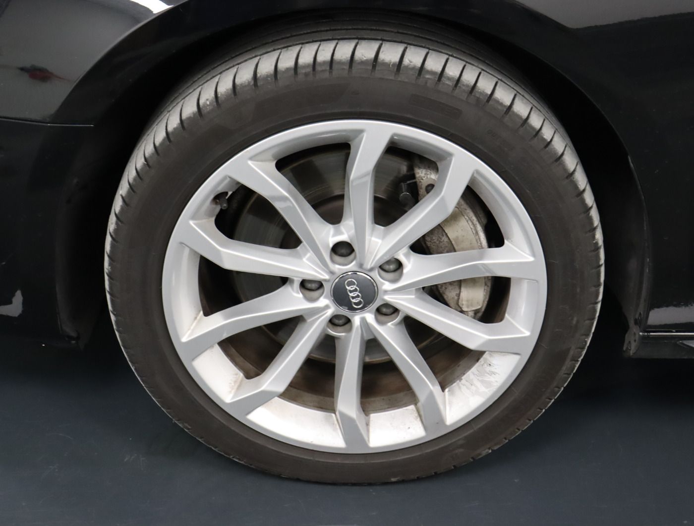 Fahrzeugabbildung Audi A4 45 TDI quattro tiptronic advanced |FLA|ACC|SD