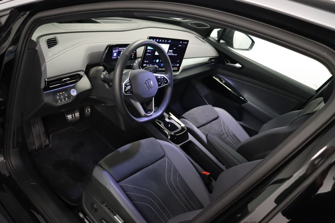 Fahrzeugabbildung Volkswagen ID.4 Pro electric IQ.Light|Matrix|CarPlay|h/k|LM