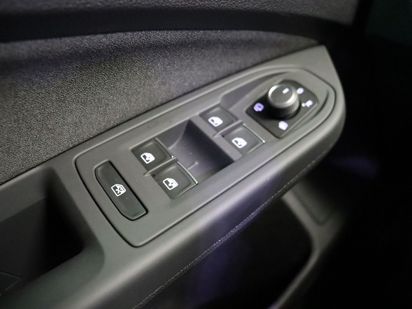 Fahrzeug autohaus mense Fahrzeugabbildung Volkswagen Golf VIII 1.5 TSI Life IQ.Light|Matrix|CarPlay|L