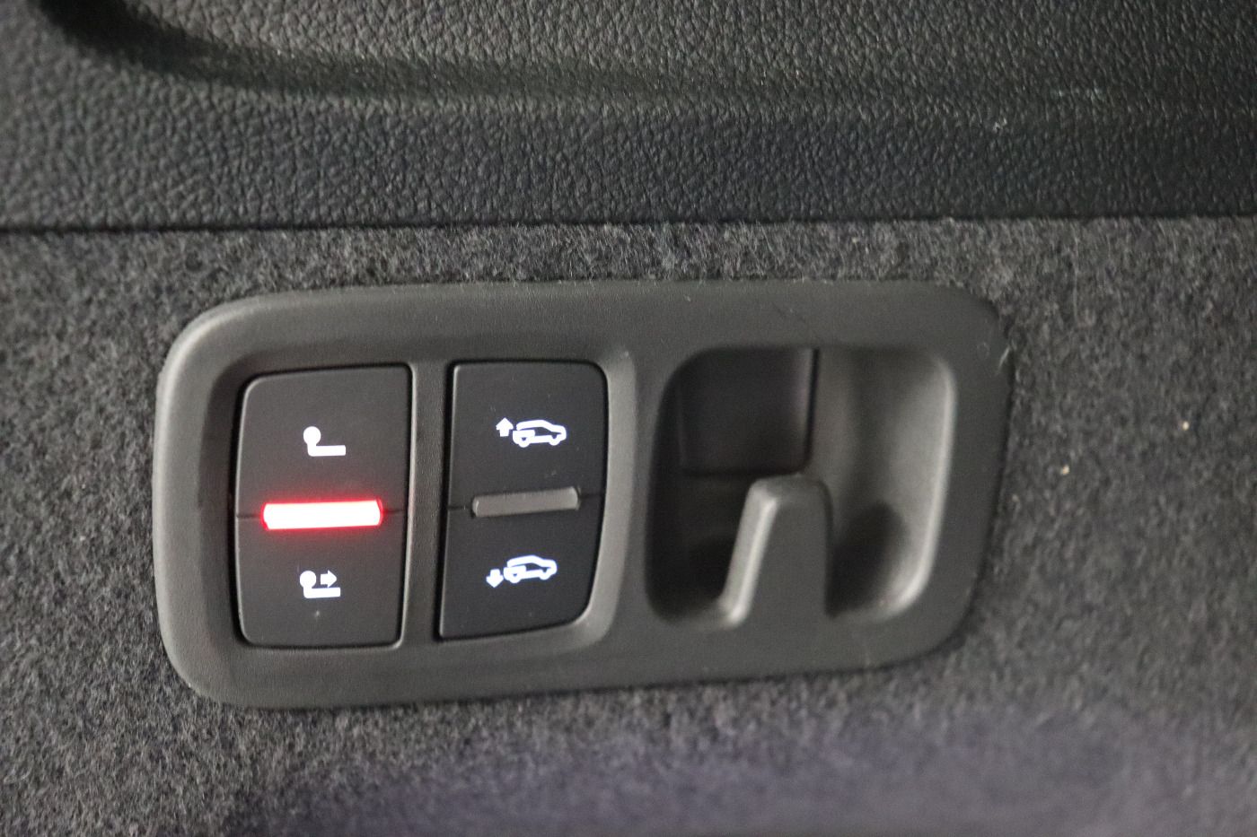 Fahrzeug autohaus mense Fahrzeugabbildung Audi Q7 45 TDI quattro tiptronic S line Matrix|AHK|LM