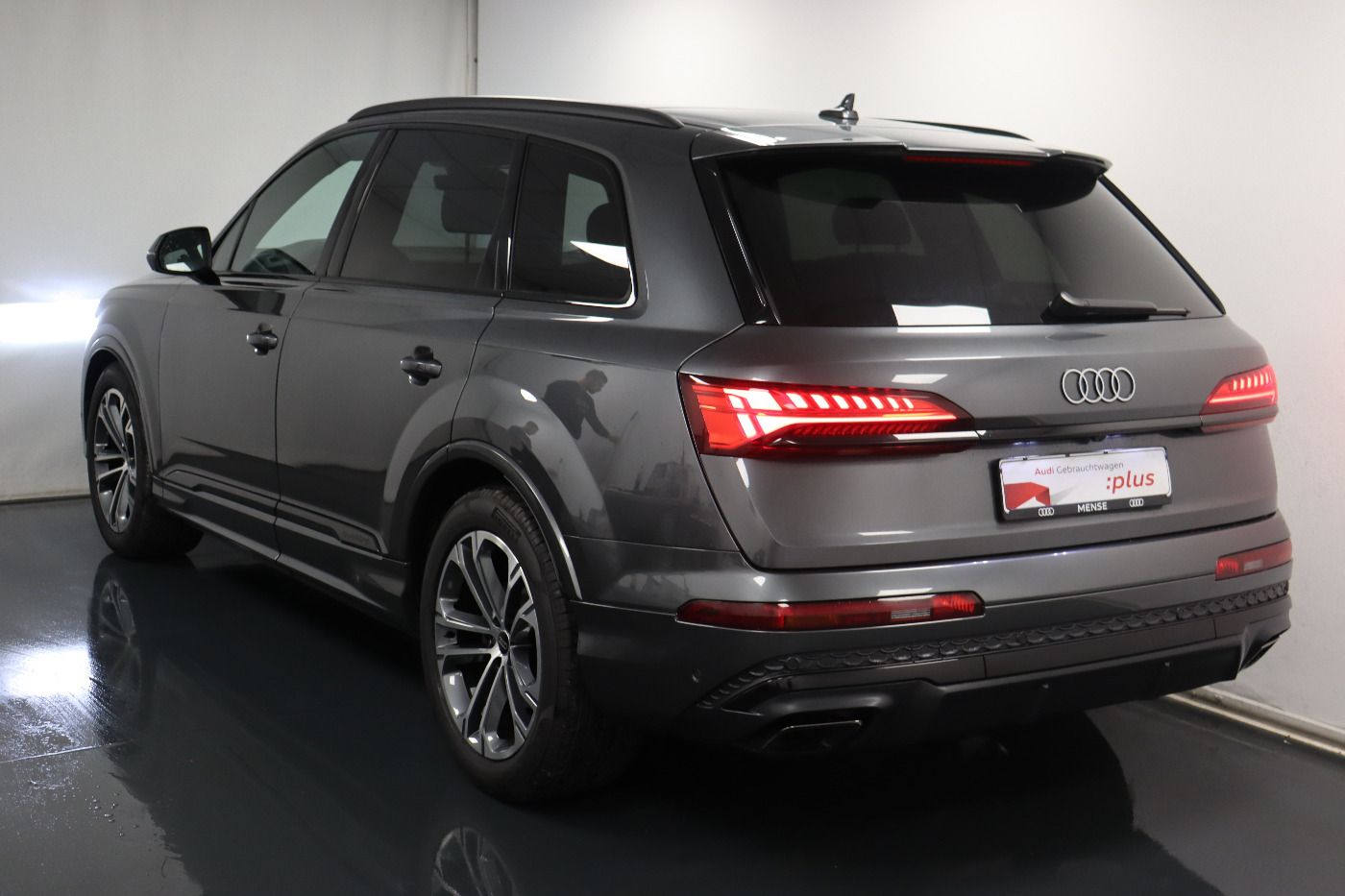 Fahrzeug autohaus mense Fahrzeugabbildung Audi Q7 45 TDI quattro tiptronic S line Matrix|AHK|LM
