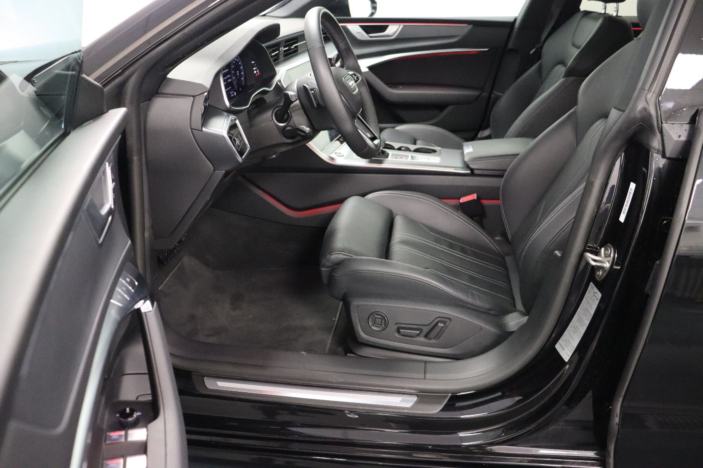 Fahrzeug autohaus mense Fahrzeugabbildung Audi A7 Sportback 55 TFSI quattro S tronic Matrix|AHK