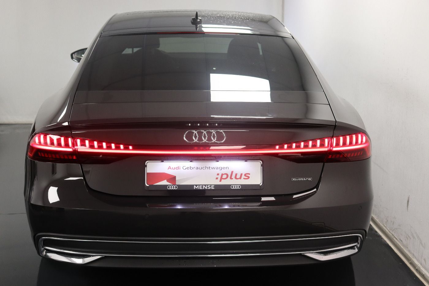 Fahrzeugabbildung Audi A7 Sportback 45 TDI quattro S tronic Matrix|AHK