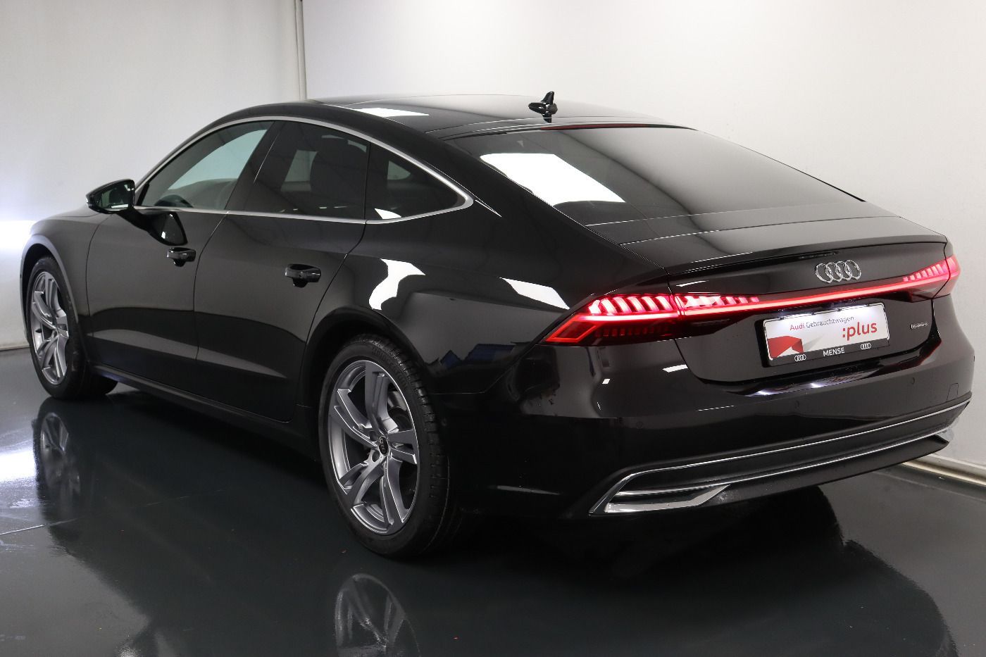 Fahrzeugabbildung Audi A7 Sportback 45 TDI quattro S tronic Matrix|AHK
