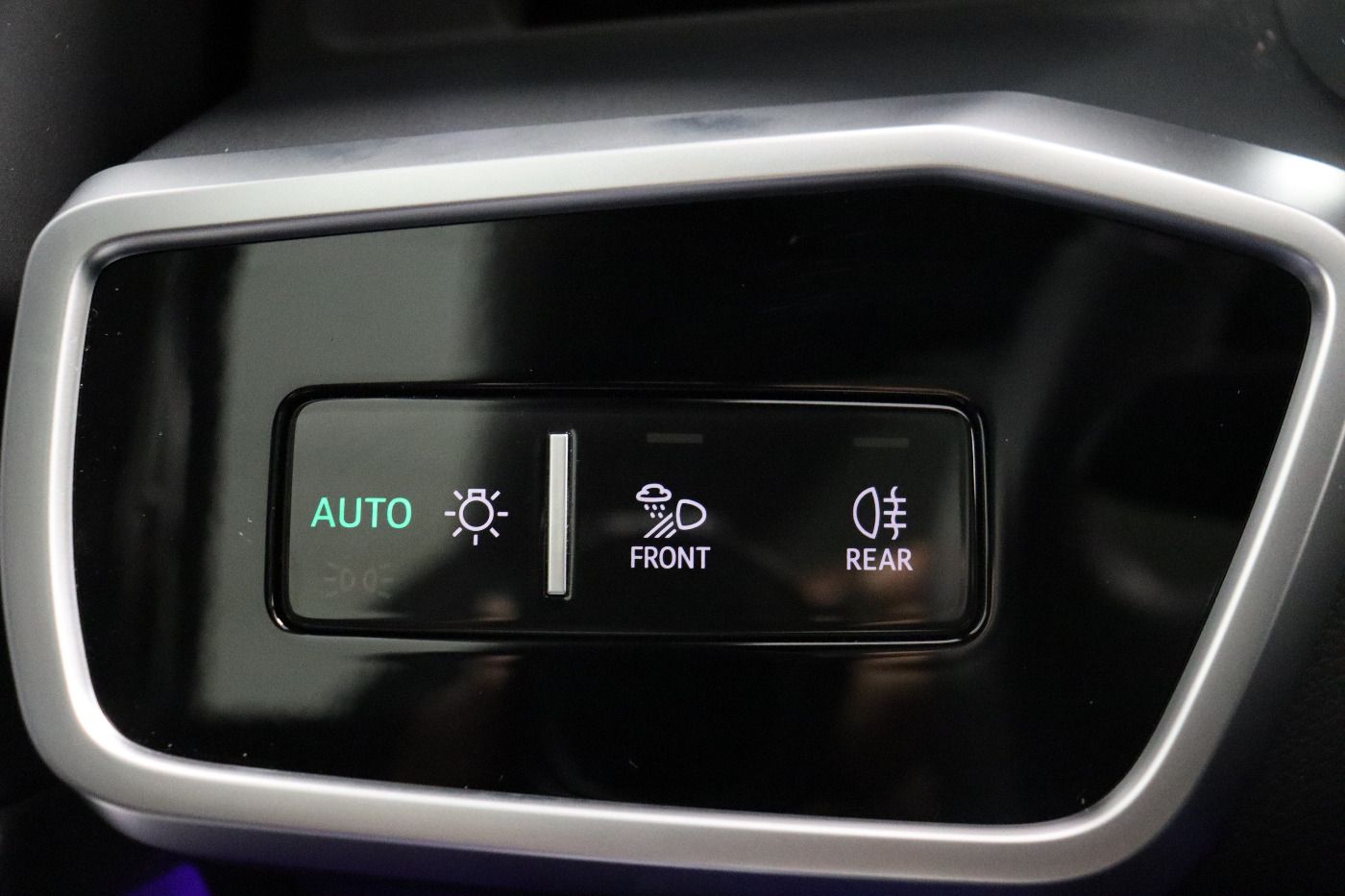 Fahrzeugabbildung Audi A7 Sportback 45 TDI quattro S tronic Matrix|AHK