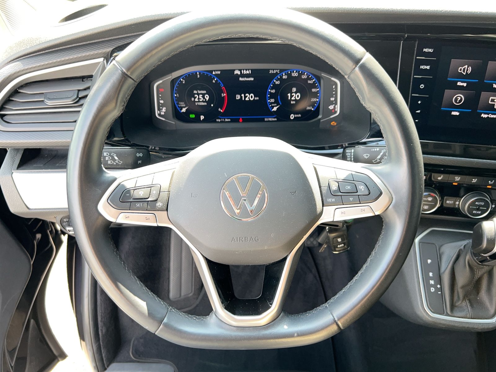 Fahrzeug autohaus mense Fahrzeugabbildung Volkswagen T6.1 Multivan Transporter 2.0 TDI FWD Generation