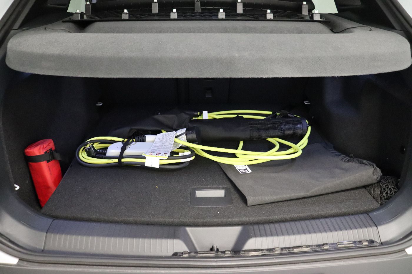 Fahrzeug autohaus mense Fahrzeugabbildung Volkswagen ID.4 Pro 4Motion IQ.Light|Matrix|CarPlay|h/k|LM