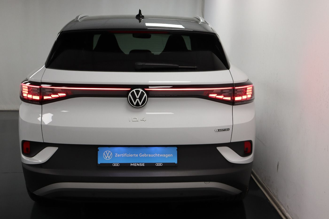 Fahrzeug autohaus mense Fahrzeugabbildung Volkswagen ID.4 Pro 4Motion IQ.Light|Matrix|CarPlay|h/k|LM