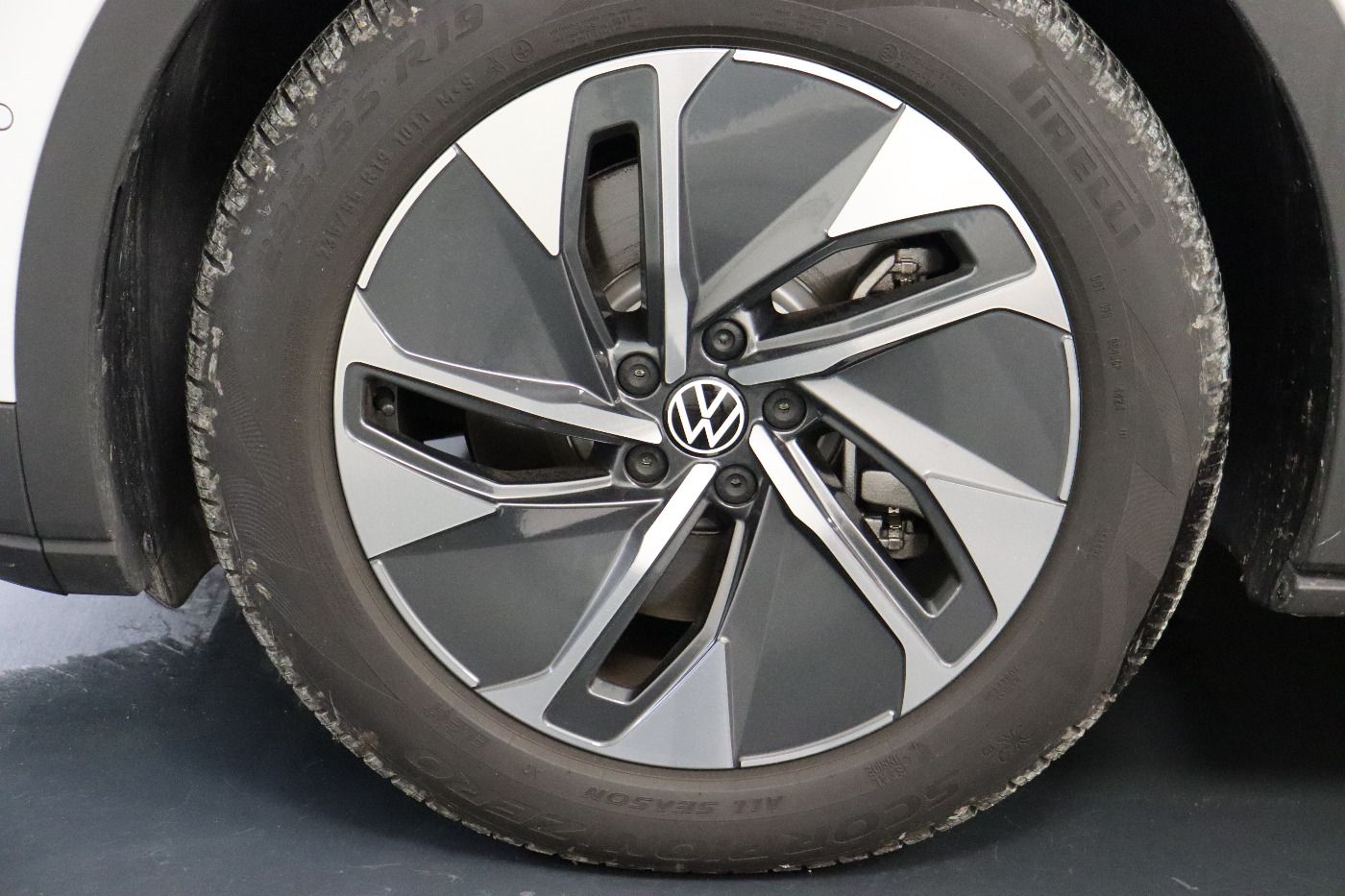 Fahrzeug autohaus mense Fahrzeugabbildung Volkswagen ID.4 Pro 4Motion IQ.Light|Matrix|CarPlay|h/k|LM