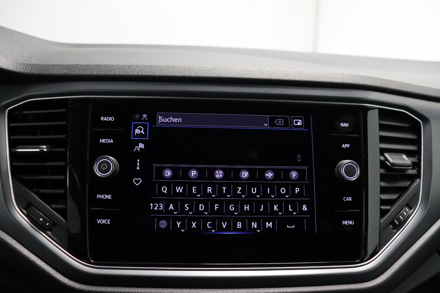 Fahrzeugabbildung Volkswagen T-Roc Cabriolet 1.5 TSI DSG R-Line Beats|CarPlay