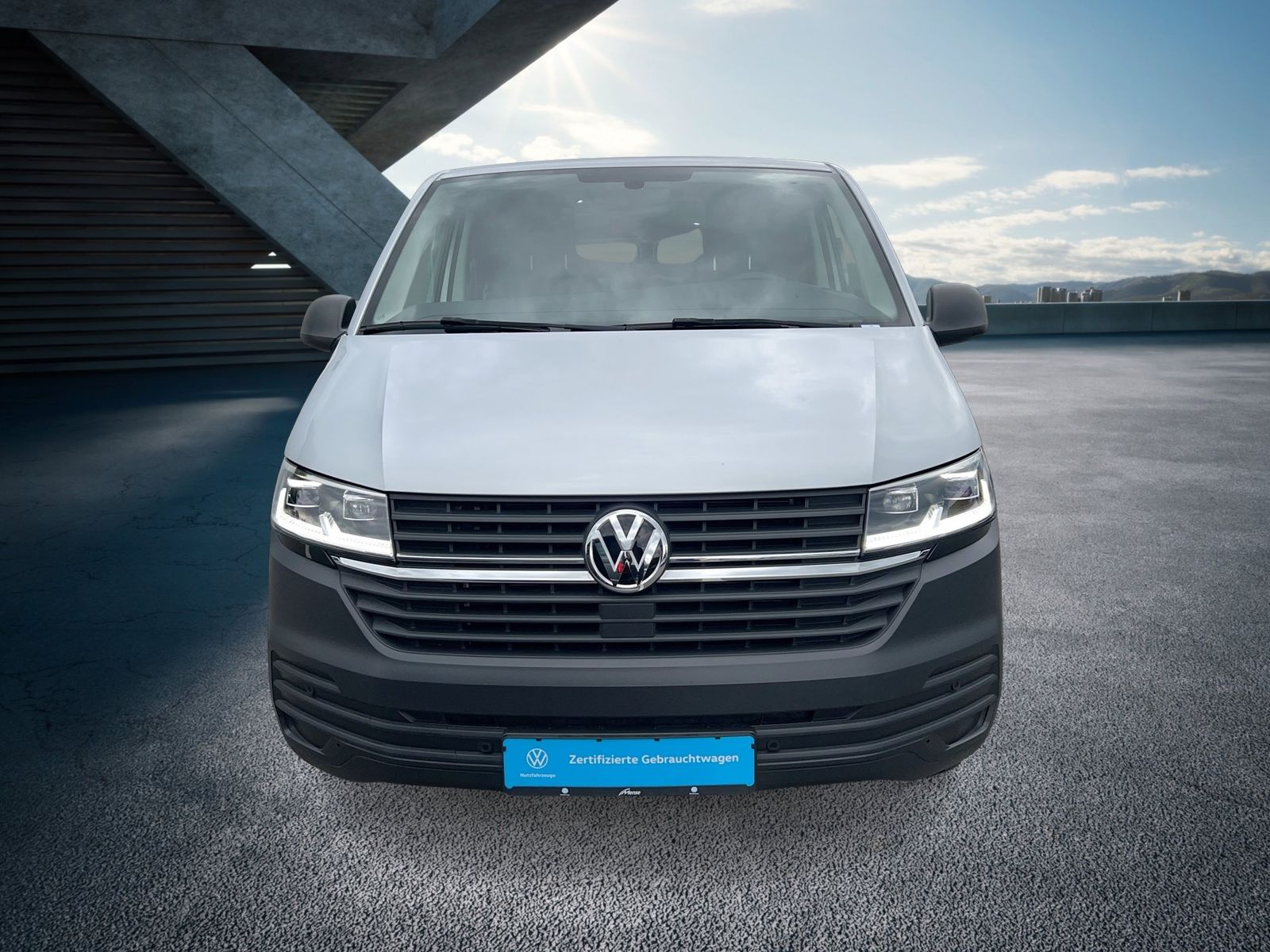 Fahrzeugabbildung Volkswagen T6.1 Transporter 2.0 TDI Kasten FWD lang LED|PDC