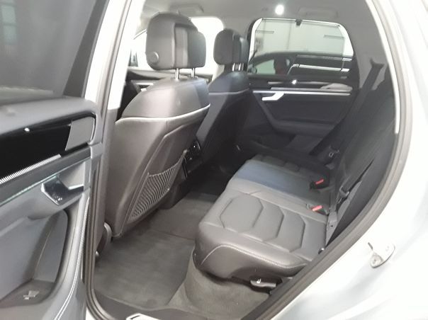 Fahrzeugabbildung Volkswagen Touareg 3.0 TDI 4 Motion tiptronic Elegance AHK