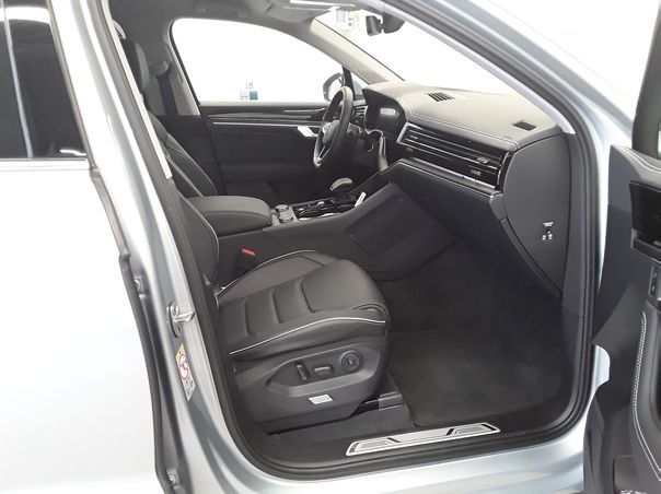 Fahrzeugabbildung Volkswagen Touareg 3.0 TDI 4 Motion tiptronic Elegance AHK