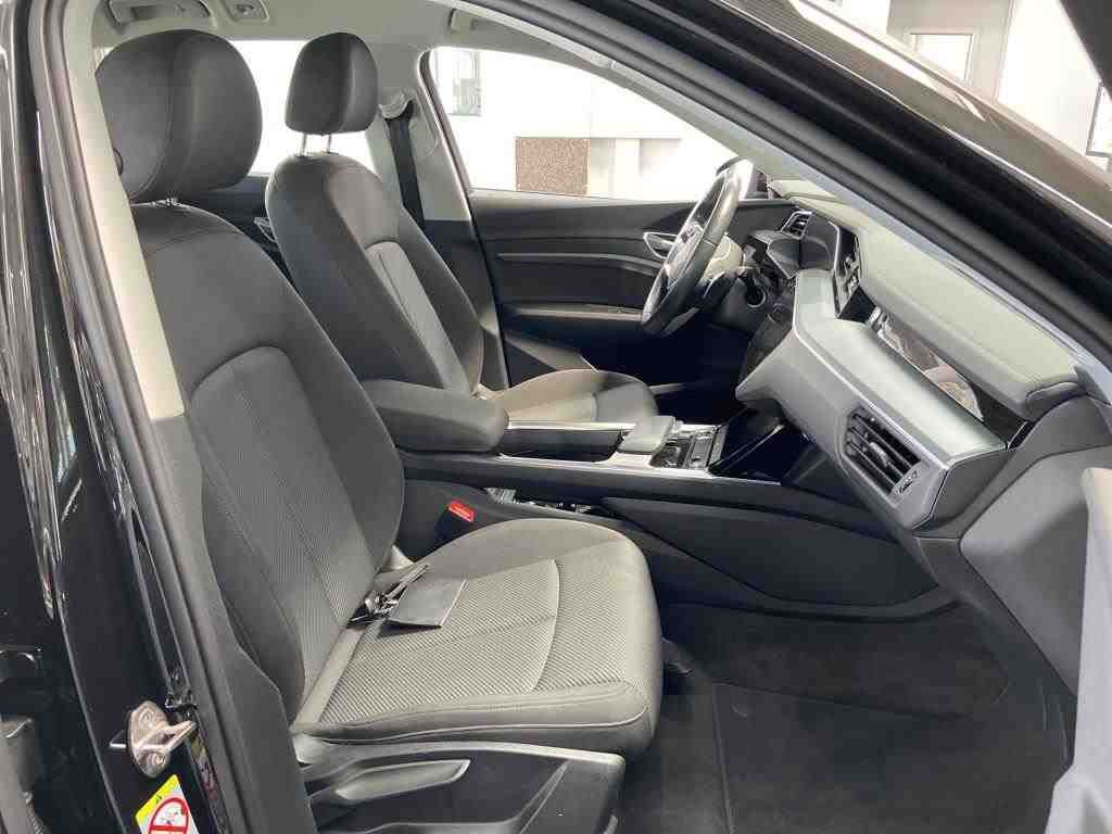 Fahrzeug autohaus mense Fahrzeugabbildung Audi e-tron 50 quattro Basis AHK|Luft|Standhzg|LED|LM