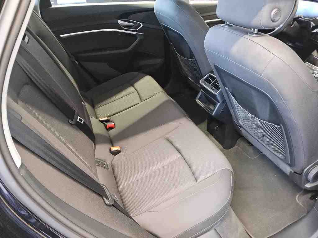 Fahrzeug autohaus mense Fahrzeugabbildung Audi e-tron 50 quattro Basis CarPlay|Luft|Standhzg|LM