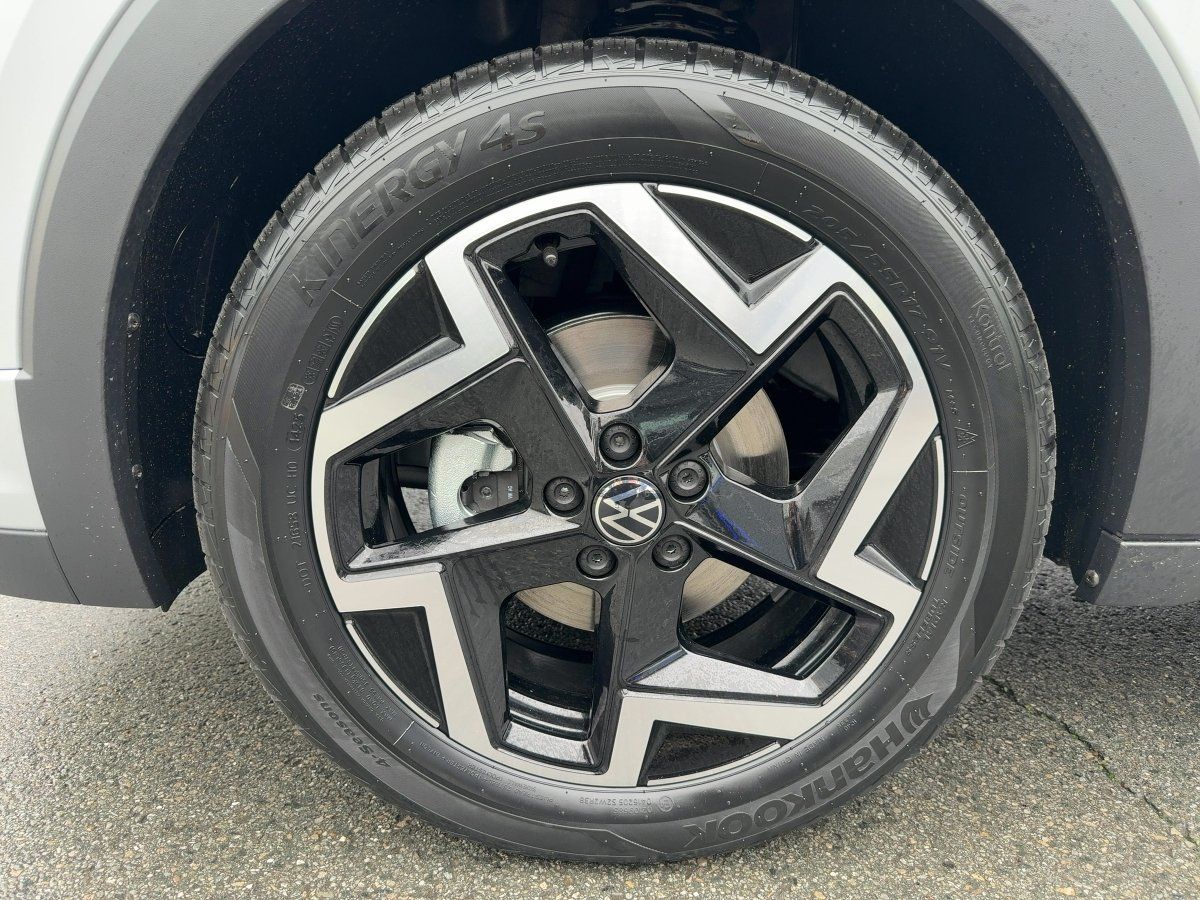 Fahrzeugabbildung Volkswagen T-Cross 1.0 TSI DSG R-Line AHK Nav Kamera IQLigh