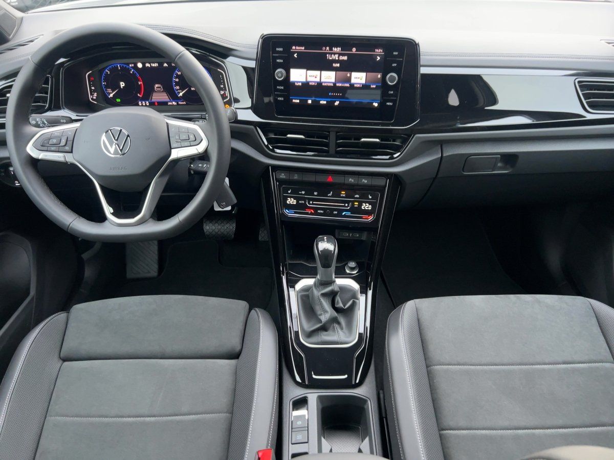 Fahrzeug autohaus mense Fahrzeugabbildung Volkswagen T-Roc 2.0 TDI DSG Style AHK BlackStyle Nav Kamer