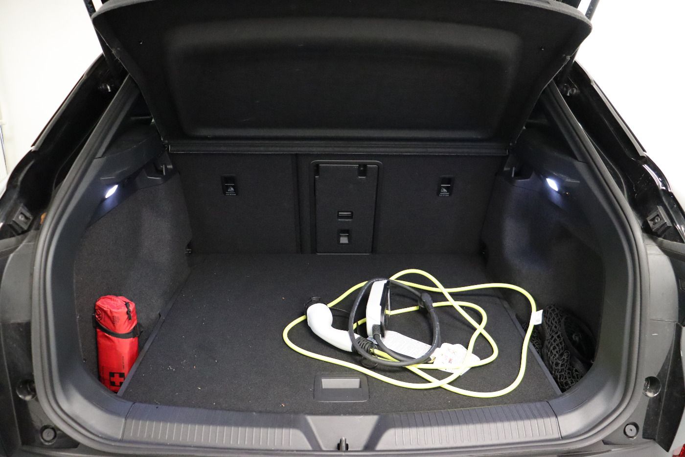 Fahrzeugabbildung Volkswagen ID.4 GTX 4Motion IQ.Light|Matrix|CarPlay|AHK