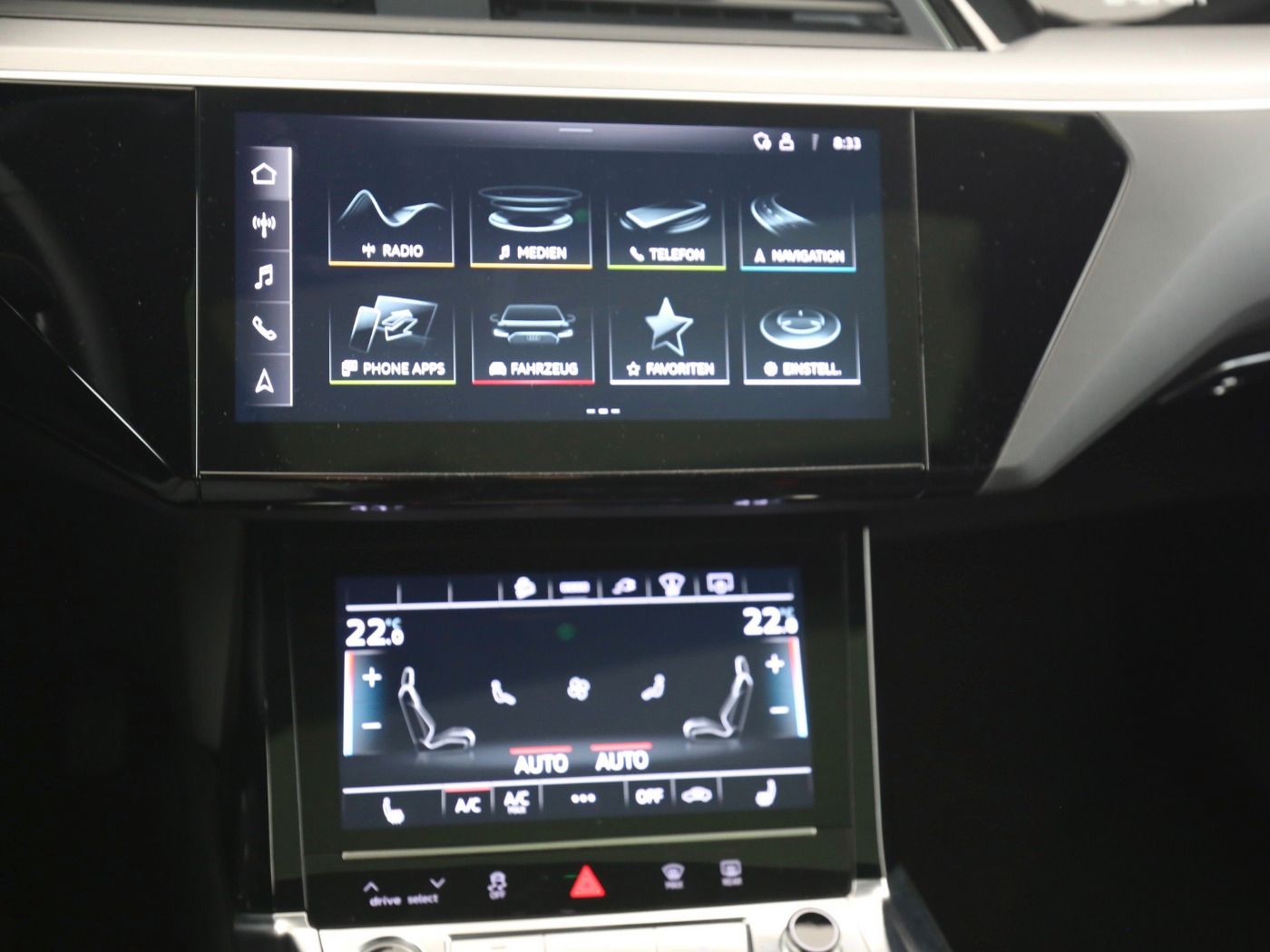 Fahrzeug autohaus mense Fahrzeugabbildung Audi e-tron 50 quattro advanced Matrix|CarPlay|HUD|SD