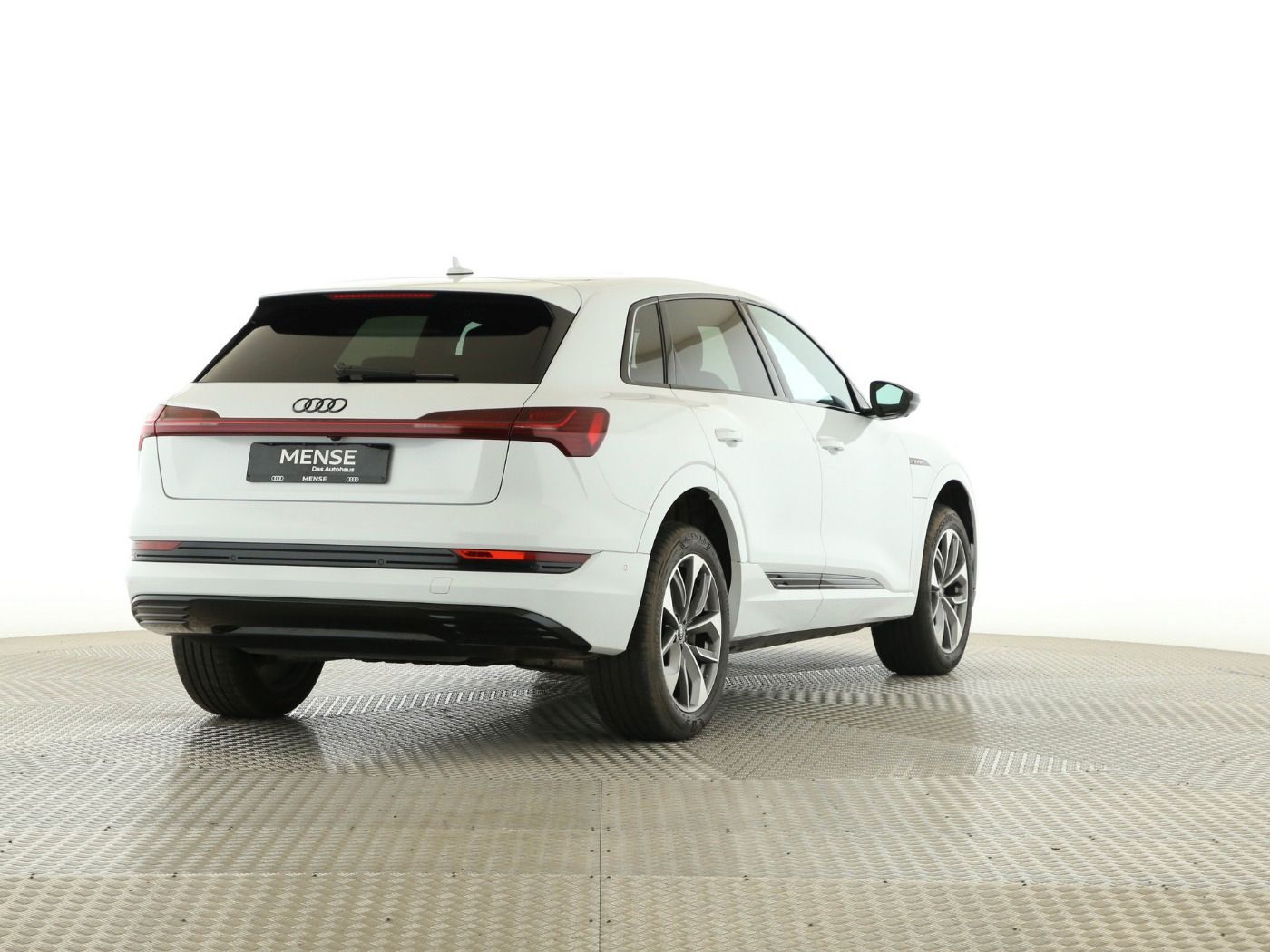Fahrzeug autohaus mense Fahrzeugabbildung Audi e-tron 50 quattro advanced Matrix|CarPlay|HUD|SD