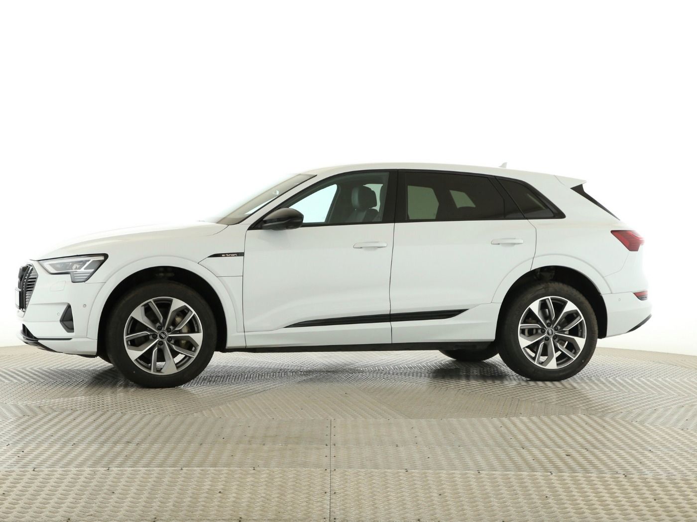 Fahrzeug autohaus mense Fahrzeugabbildung Audi e-tron 50 quattro advanced Matrix|CarPlay|HUD|SD