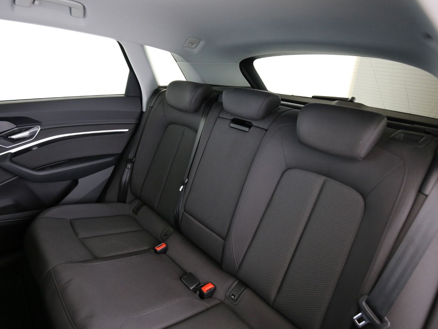 Fahrzeugabbildung Audi e-tron 55 quattro advanced CarPlay|AHK|Luft