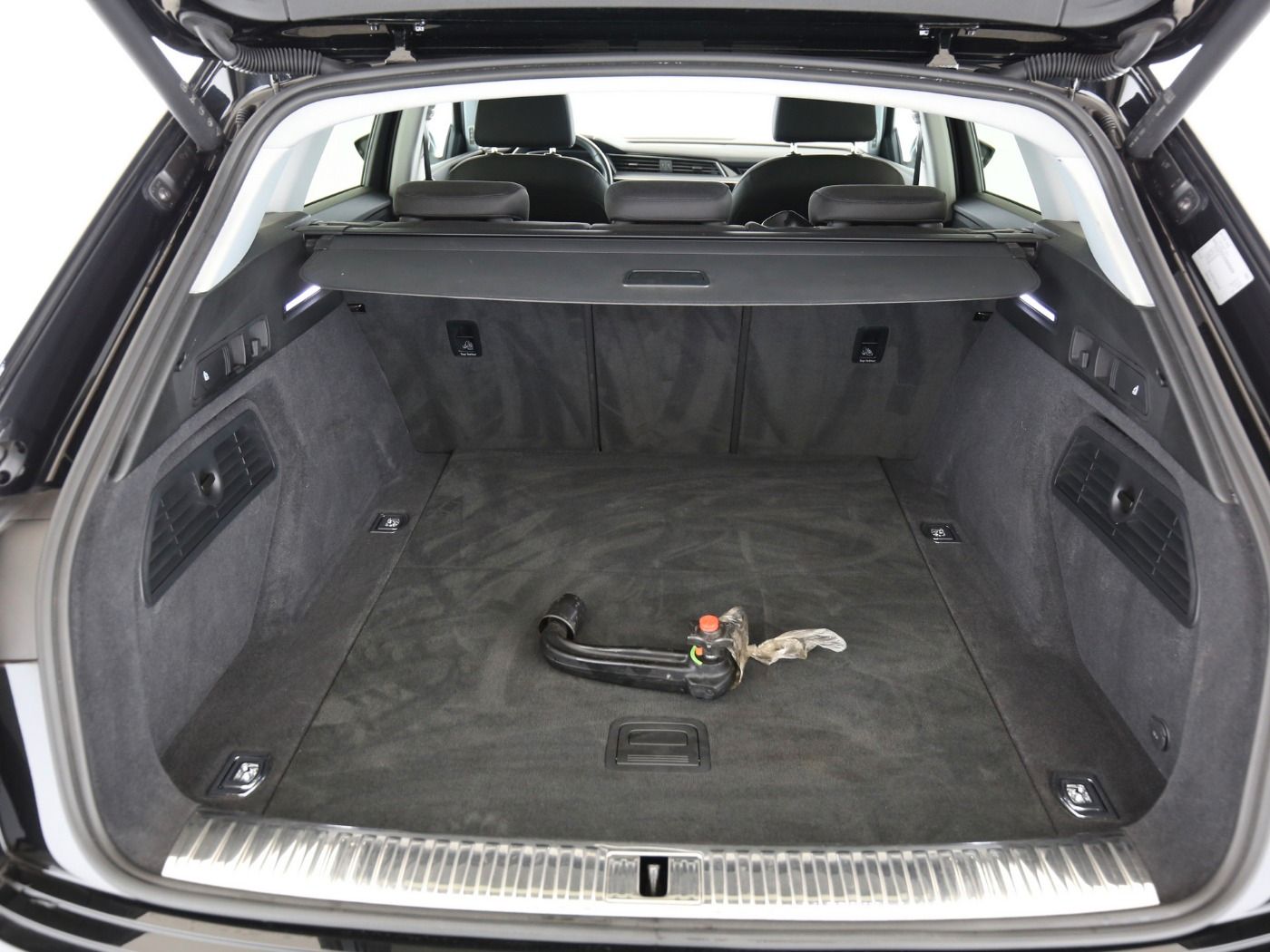 Fahrzeugabbildung Audi e-tron 55 quattro advanced CarPlay|AHK|Luft