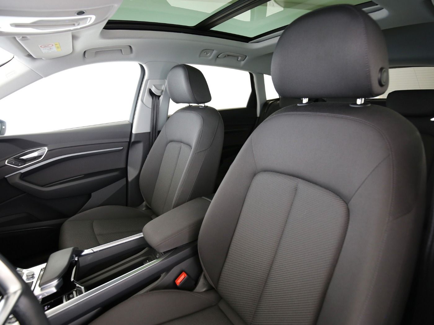 Fahrzeug autohaus mense Fahrzeugabbildung Audi e-tron 50 quattro advanced Luft|Pano|SD|Standhzg