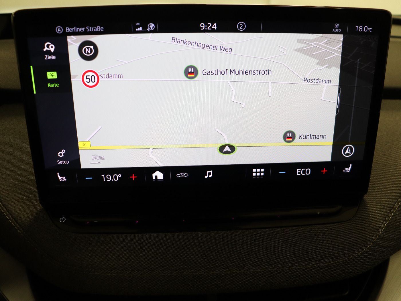 Fahrzeug autohaus mense Fahrzeugabbildung SKODA Enyaq iV 80 |Pano|4xSHZ|FLA|ACC|WPumpe|HUD|SpurH