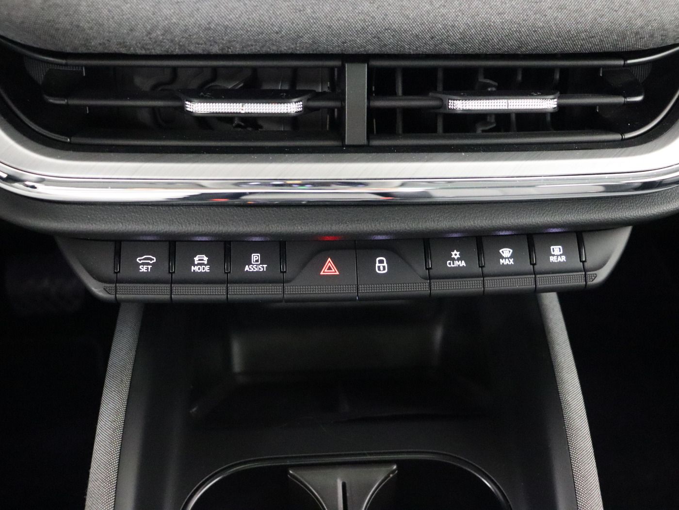 Fahrzeug autohaus mense Fahrzeugabbildung SKODA Enyaq iV 80 |Pano|4xSHZ|FLA|ACC|WPumpe|HUD|SpurH