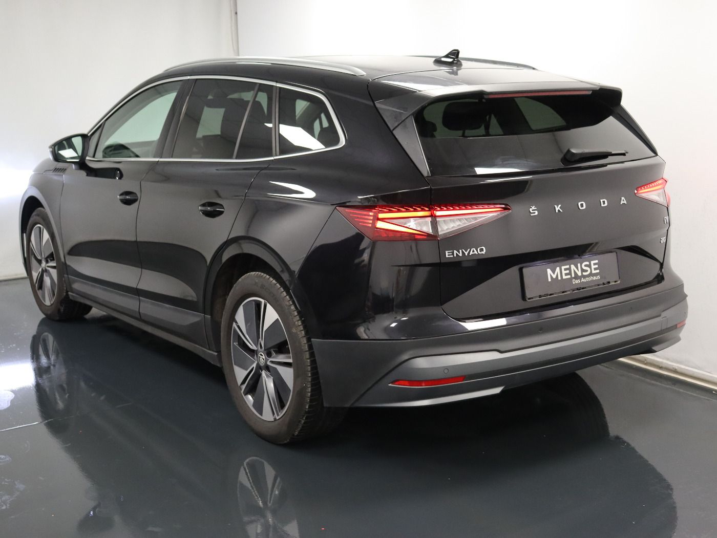 Fahrzeug autohaus mense Fahrzeugabbildung SKODA Enyaq iV 80 |Pano|4xSHZ|FLA|ACC|WPumpe|HUD|SpurH