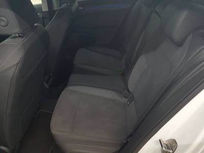 Fahrzeug autohaus mense Fahrzeugabbildung Volkswagen Golf VIII 1.5 eHybrid DSG Style IQ.Light|Matrix