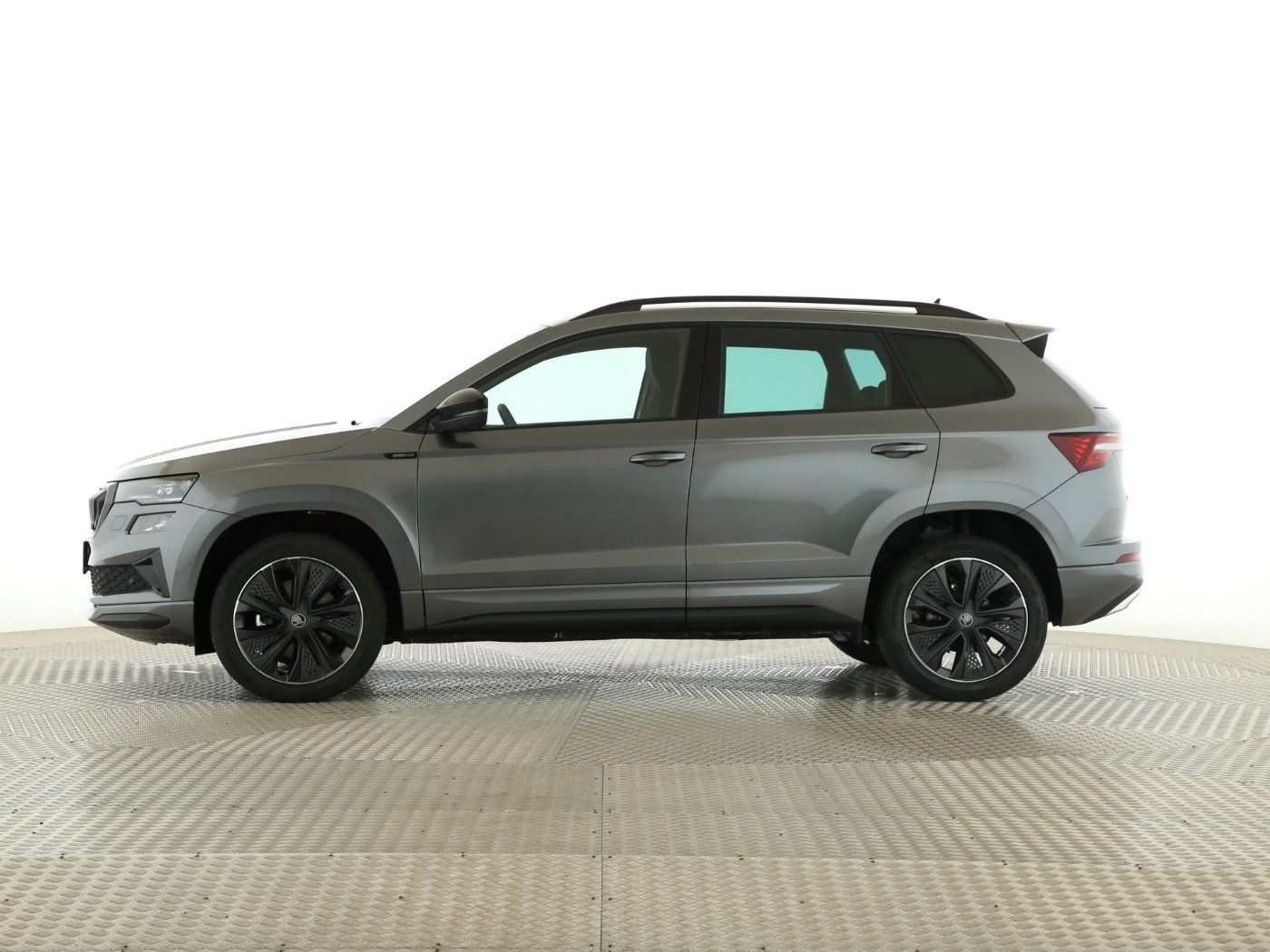 Fahrzeugabbildung SKODA Karoq 1.5 TSI ACT Sportline Matrix|AHK|ACC|LED