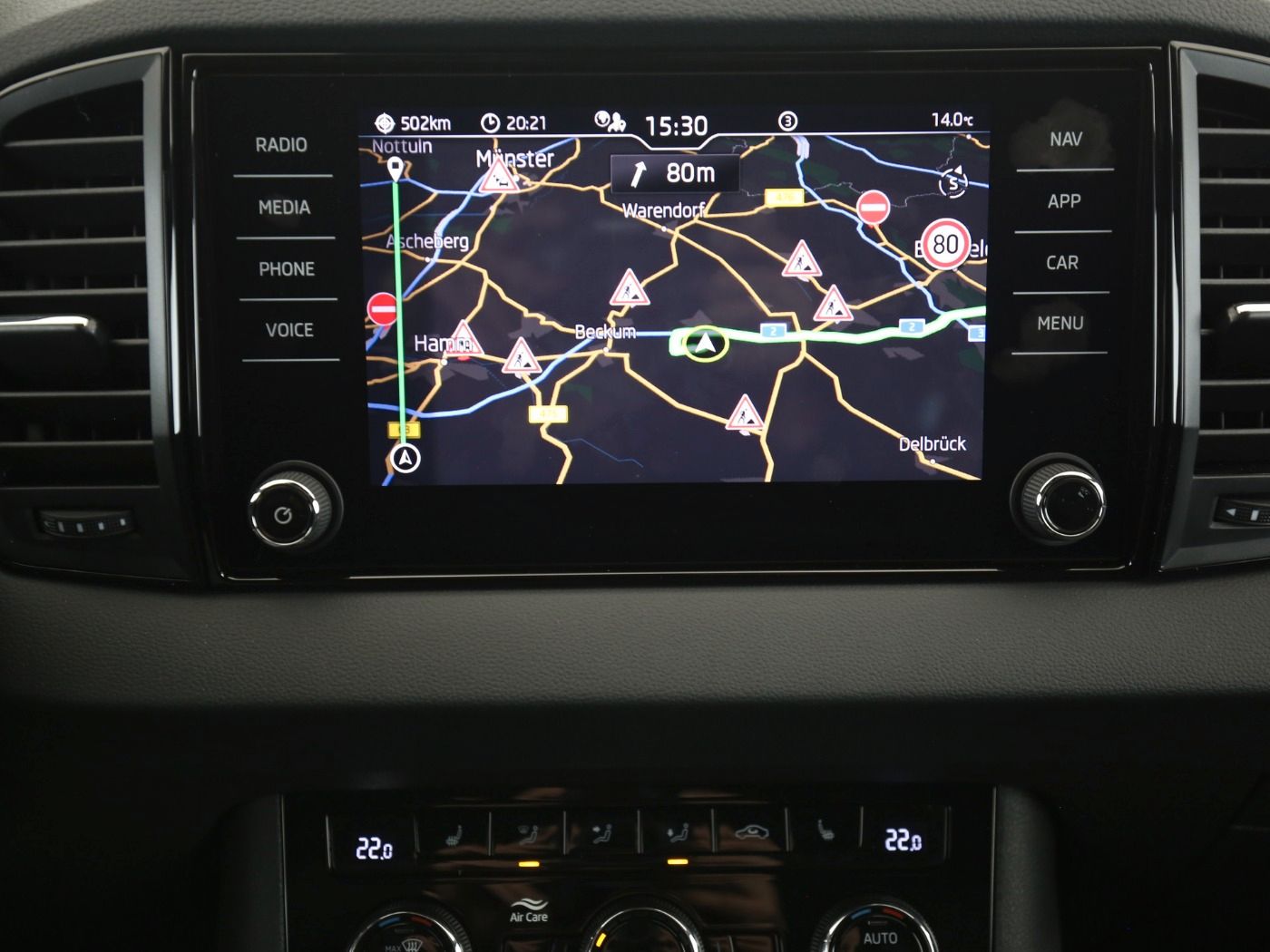 Fahrzeug autohaus mense Fahrzeugabbildung SKODA Karoq 1.5 TSI ACT Sportline Matrix|AHK|ACC|LED