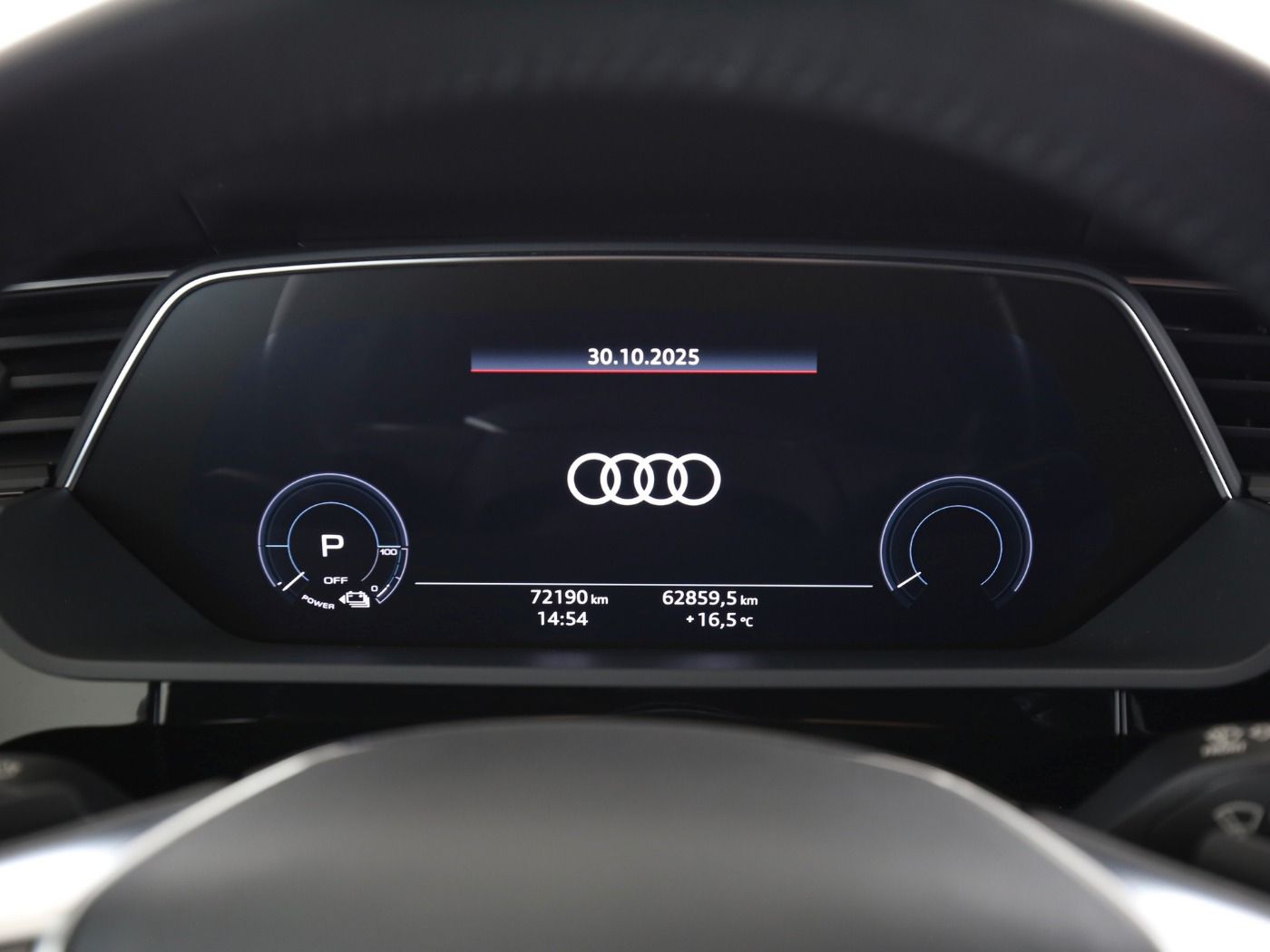 Fahrzeugabbildung Audi e-tron Sportback 55 quattro Matrix|B&O|AHK|SD