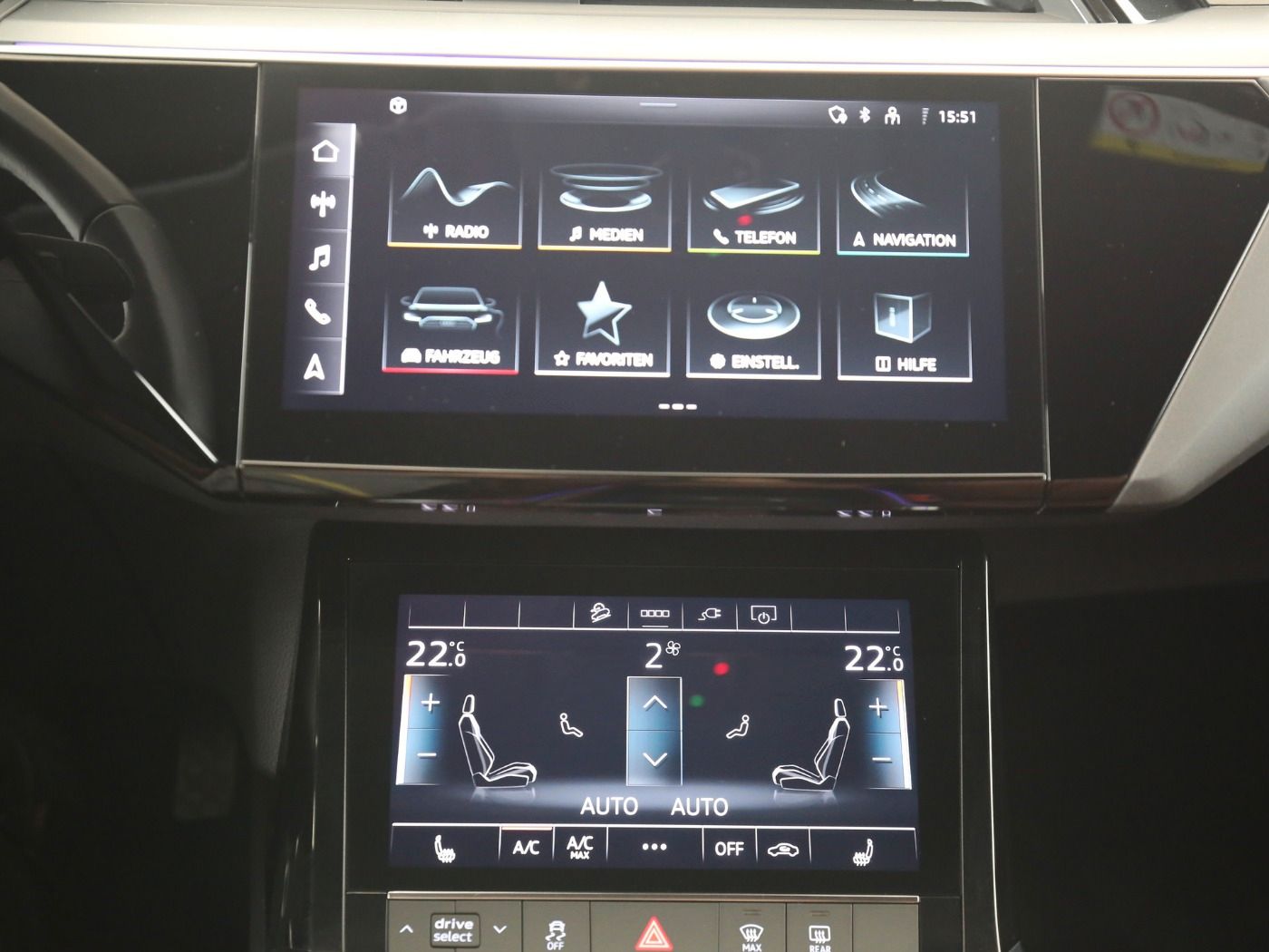 Fahrzeug autohaus mense Fahrzeugabbildung Audi e-tron 50 quattro AHK|Luft|Standhzg|LED|Navi|PDC