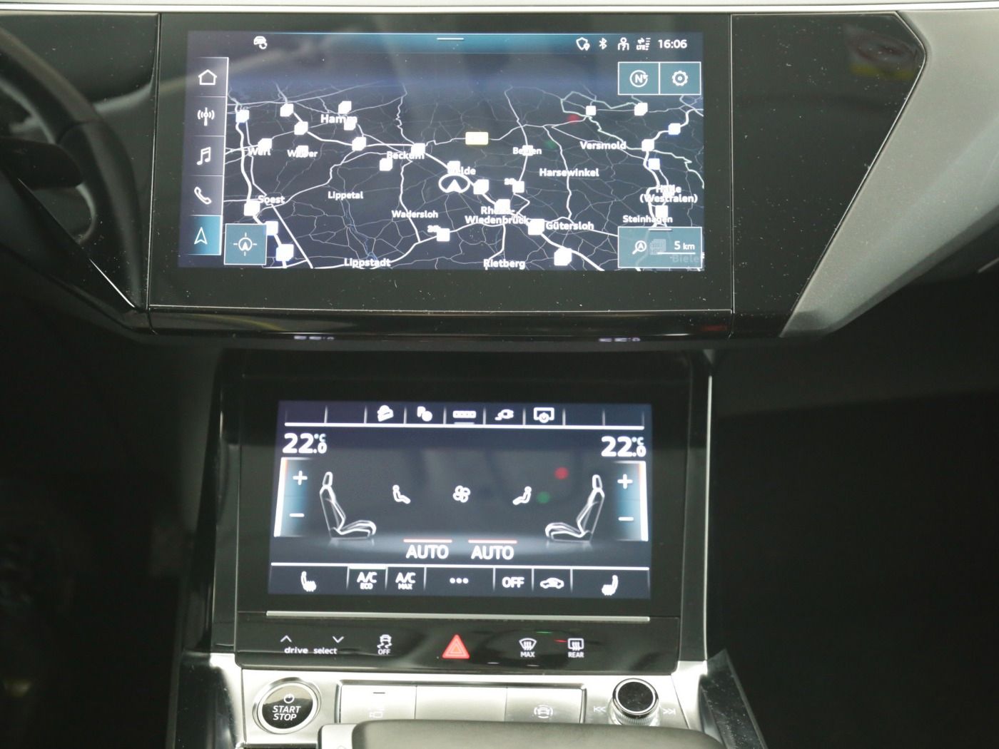 Fahrzeug autohaus mense Fahrzeugabbildung Audi e-tron 55 quattro advanced CarPlay|AHK|Luft