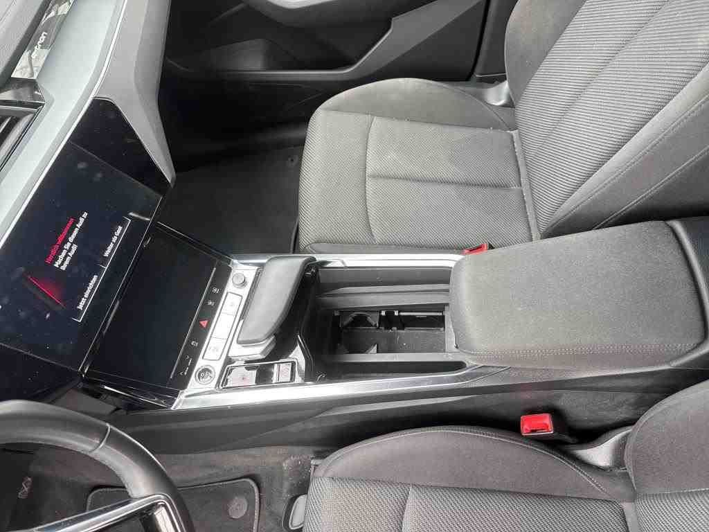 Fahrzeug autohaus mense Fahrzeugabbildung Audi e-tron 55 quattro advanced CarPlay|AHK|Luft