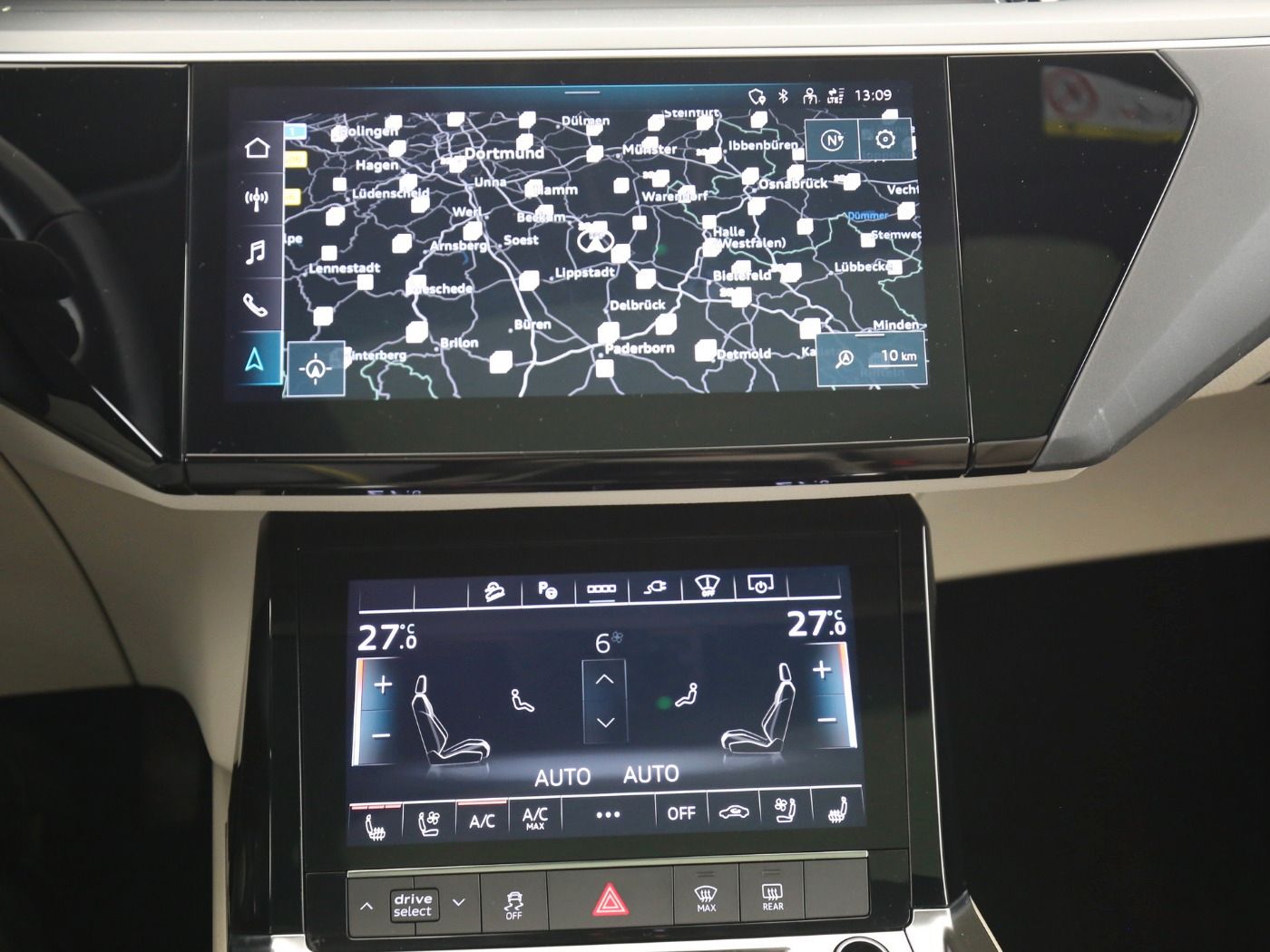 Fahrzeug autohaus mense Fahrzeugabbildung Audi e-tron 55 quattro Matrix|B&O|CarPlay|HUD|Luft