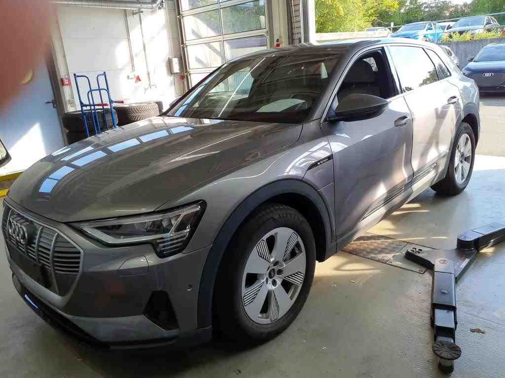 Fahrzeugabbildung Audi e-tron 55 quattro Matrix|B&O|CarPlay|HUD|Luft