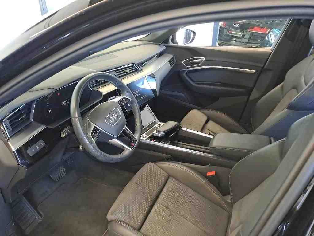 Fahrzeugabbildung Audi e-tron 50 quattro S line Luft|Pano|SD|LED|PDC