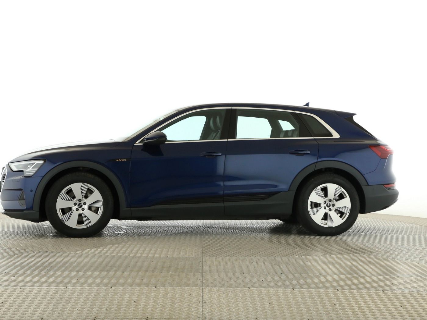 Fahrzeugabbildung Audi e-tron 50 quattro