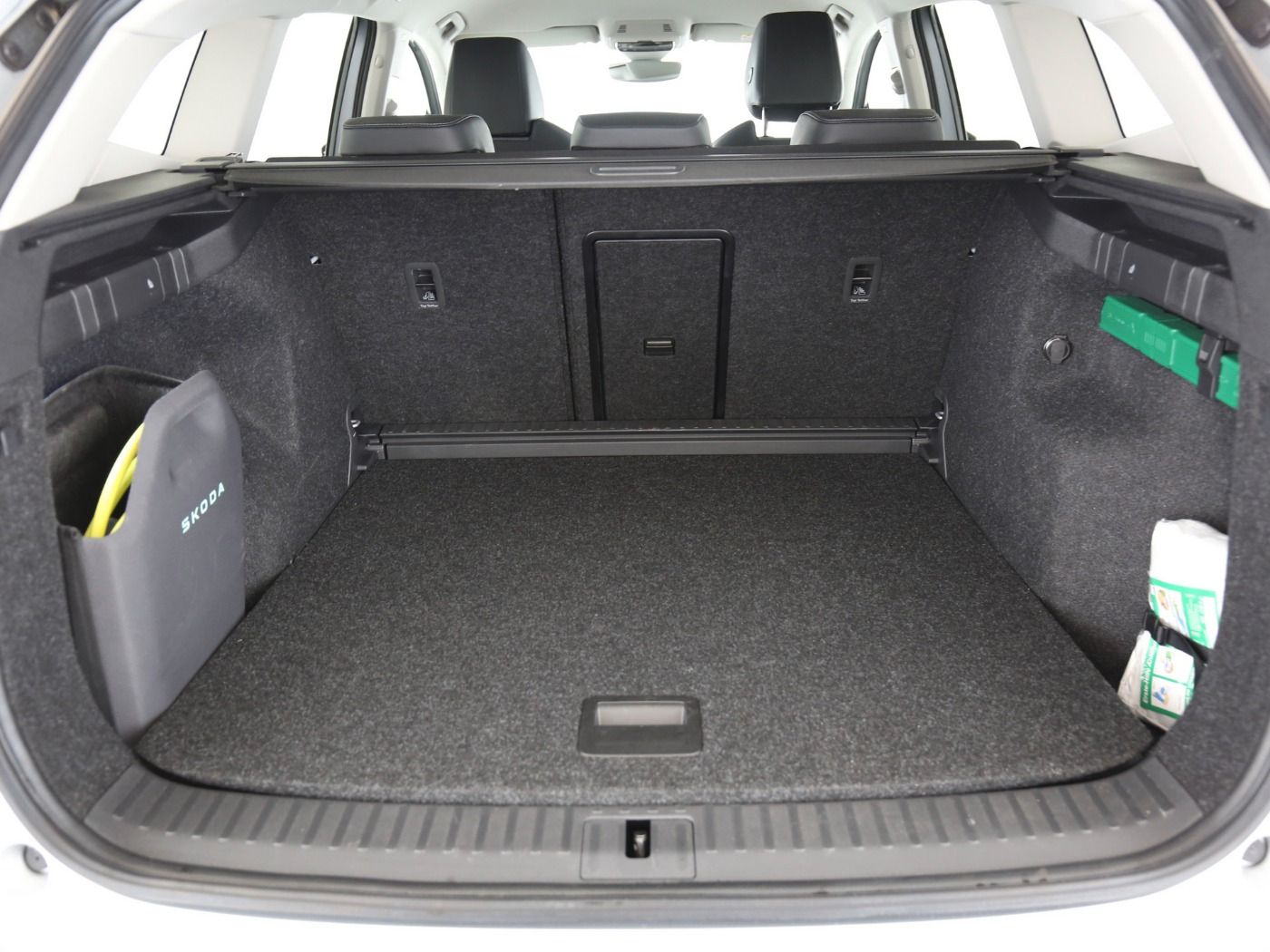 Fahrzeugabbildung SKODA Enyaq 60 Loft ACC|LED|Navi|VirtualCP|Akustikglas