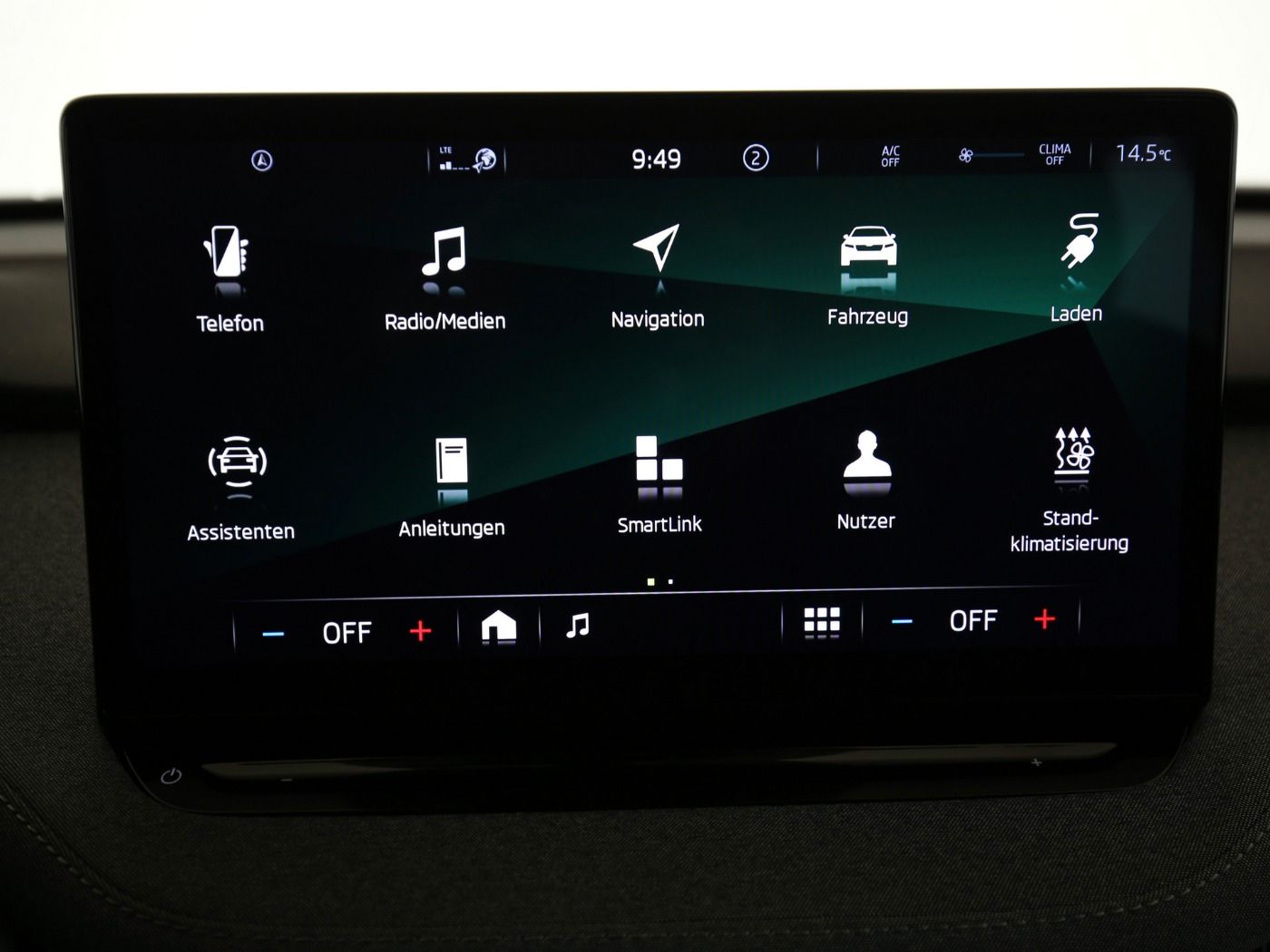 Fahrzeugabbildung SKODA Enyaq 60 Loft LED|Navi|VirtualCP|Akustikglas|PDC