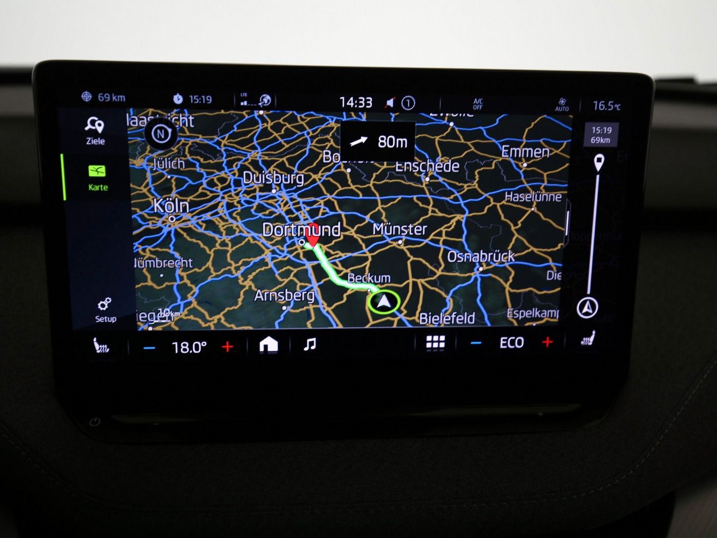 Fahrzeugabbildung SKODA Enyaq 60 Loft ACC|LED|Navi|VirtualCP|Akustikglas